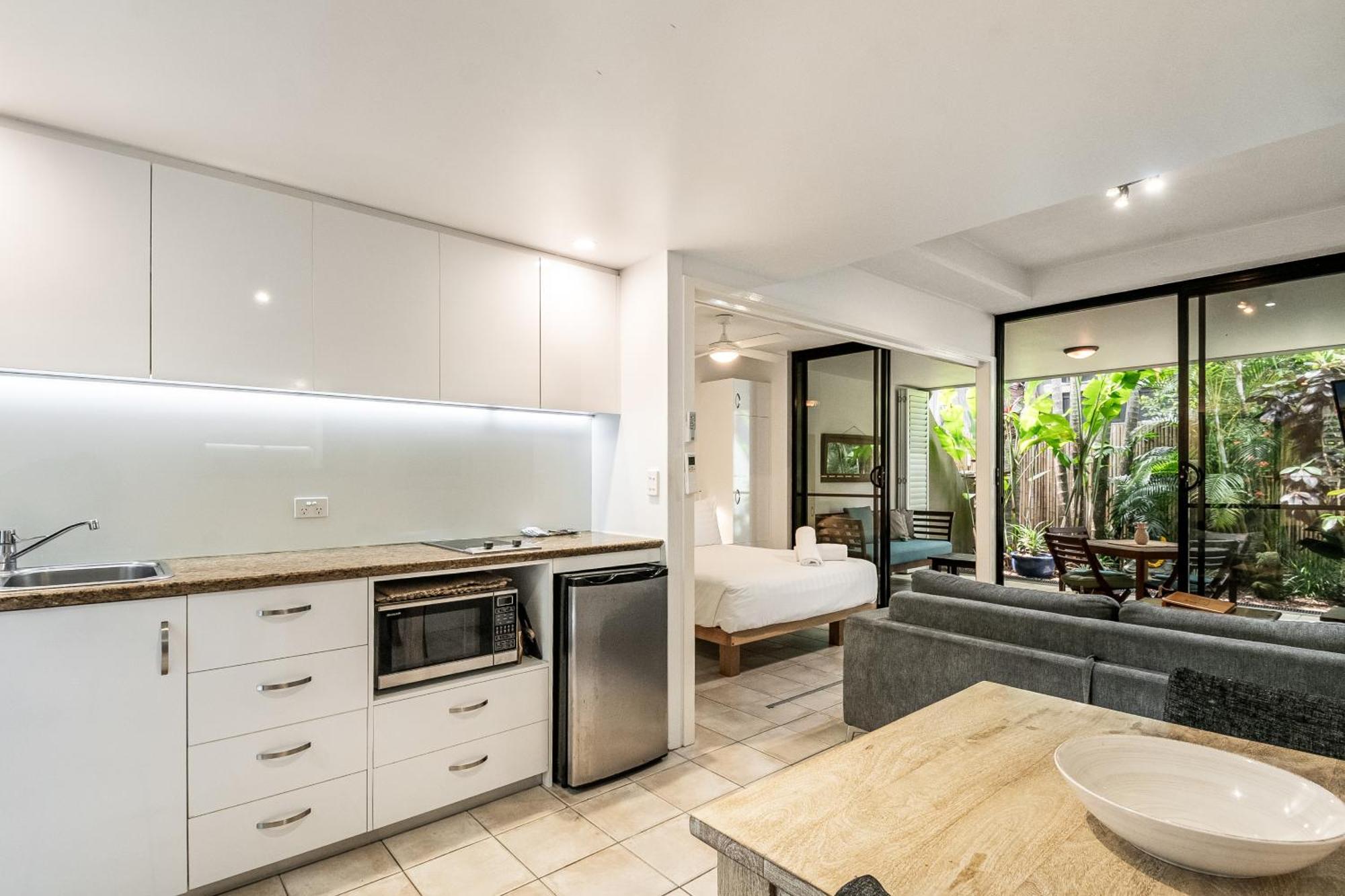 Julians Apartments Byron Bay Eksteriør billede